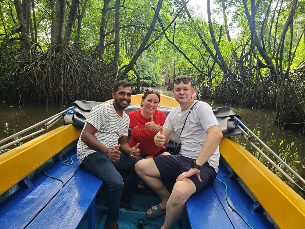 Tourist in Sri Lanka, Sri Lanka Harrry Tours, Personal Tour Guide in Sri Lanka, Holidays in Sri Lanka