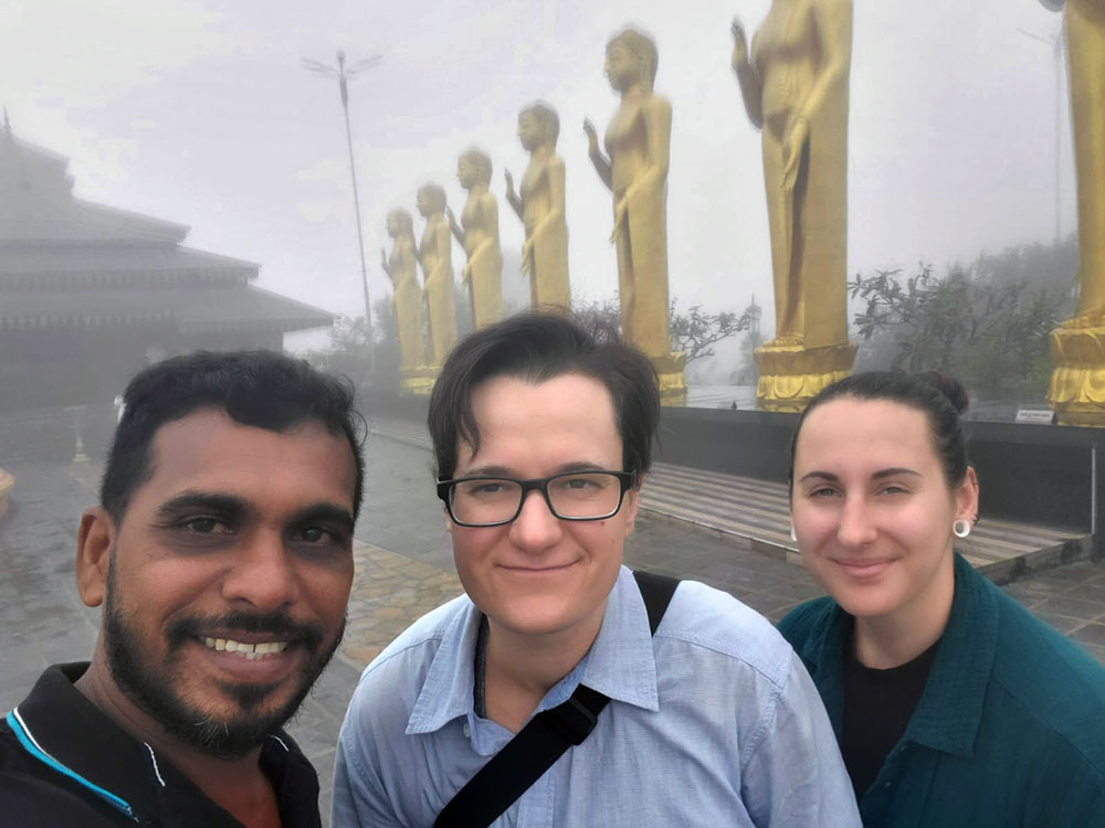 Tourist in Sri Lanka, Sri Lanka Harrry Tours, Personal Tour Guide in Sri Lanka, Holidays in Sri Lanka