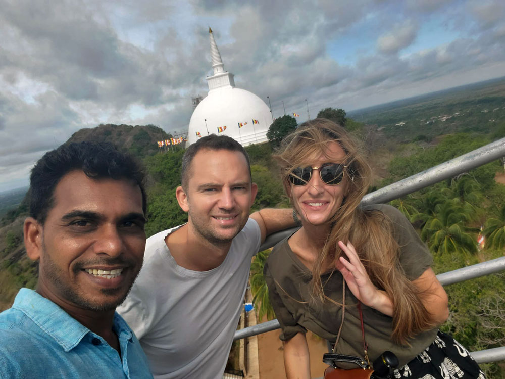 Tourist in Sri Lanka, Sri Lanka Harrry Tours, Personal Tour Guide in Sri Lanka, Holidays in Sri Lanka