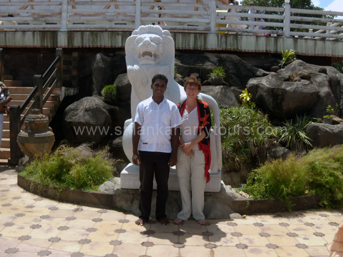 Tourist in Sri Lanka, Sri Lanka Harrry Tours, Personal Tour Guide in Sri Lanka, Holidays in Sri Lanka