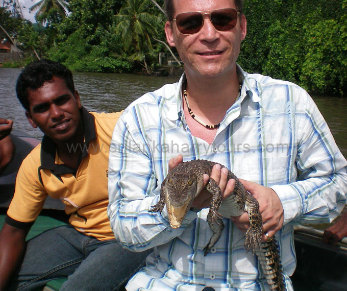 Tourist in Sri Lanka, Sri Lanka Harrry Tours, Personal Tour Guide in Sri Lanka, Holidays in Sri Lanka